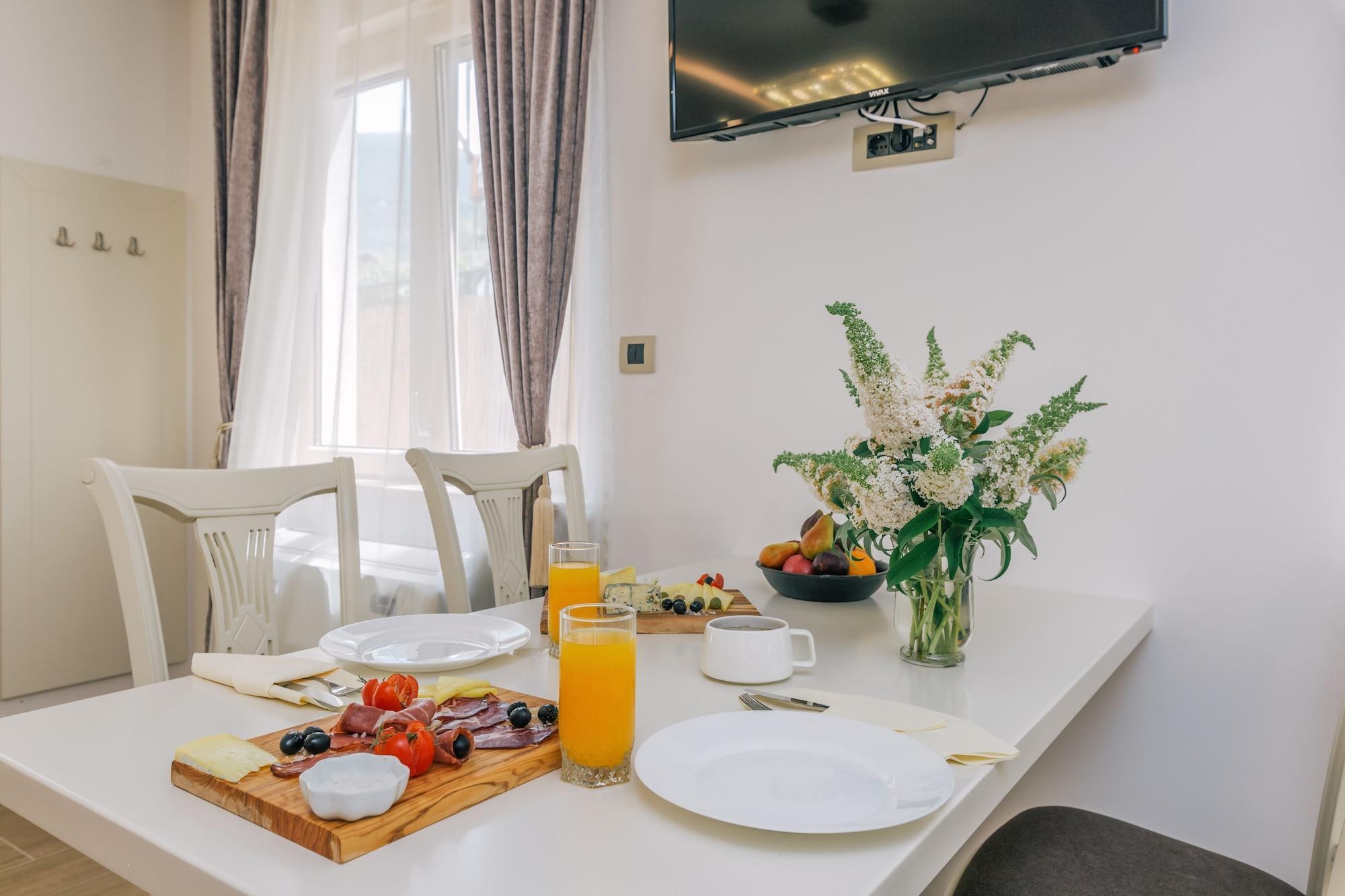 Splendido Mb Apartments Tivat Extérieur photo