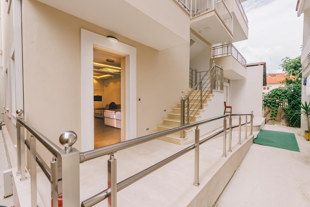 Splendido Mb Apartments Tivat Extérieur photo